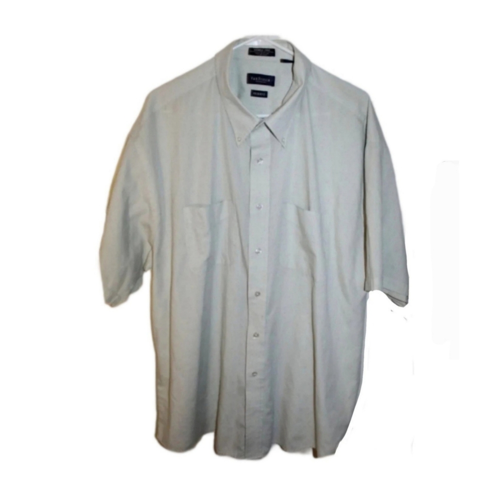 Men's Plus Size Button-Up Shirt